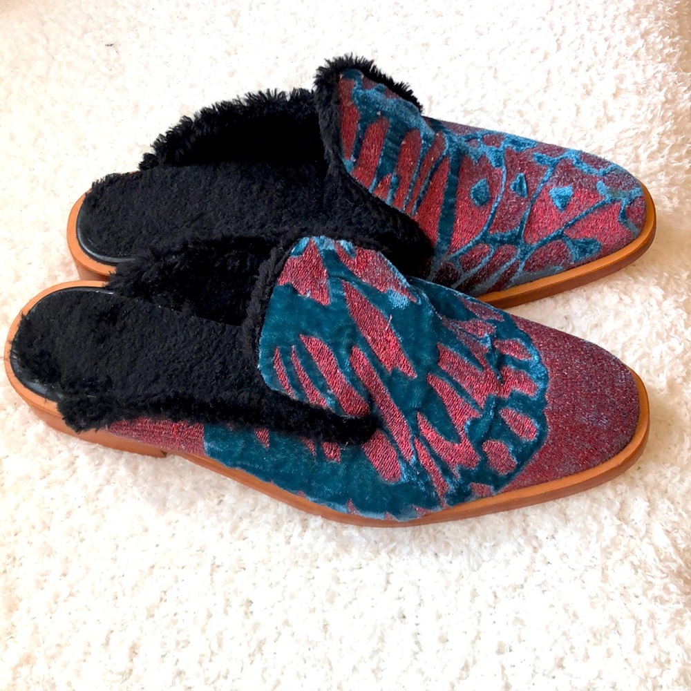 😍NWOT Free People Women’s Slip on Sandals|Size 37